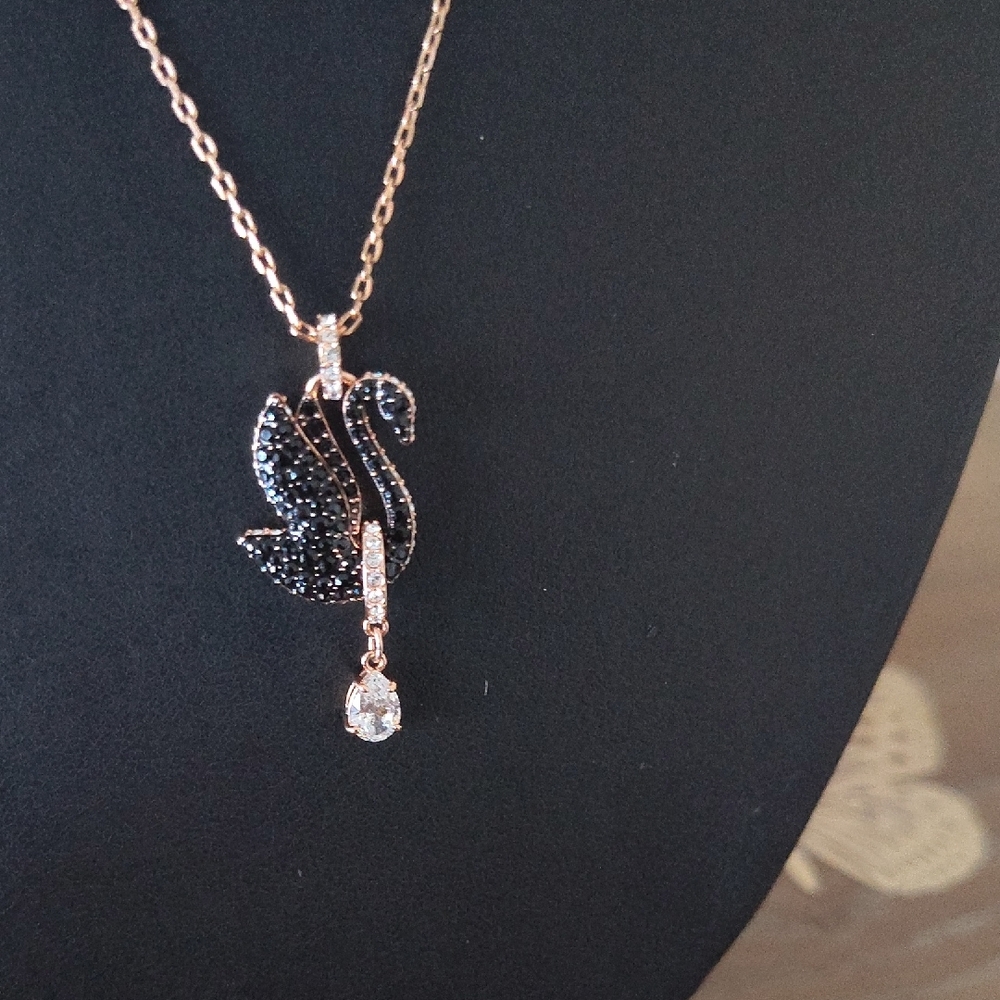 Elegant Black and Gold Swan Pendant Necklace